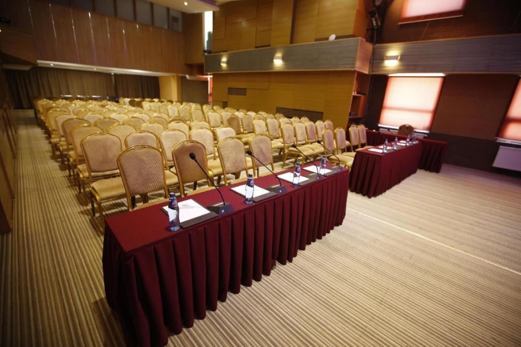 The Corporate Hotel And Convention Centre Oulan-Bator Extérieur photo