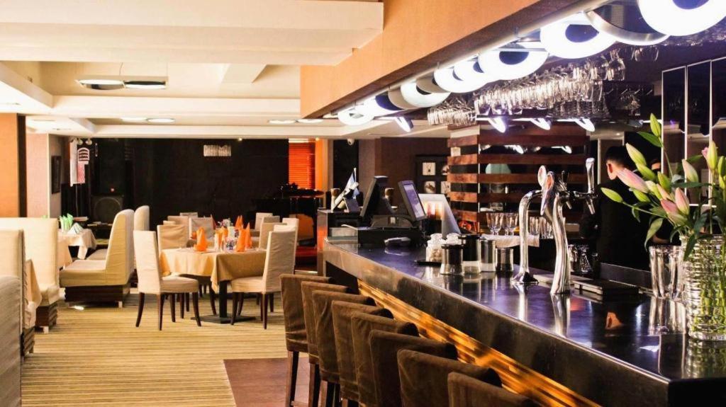 The Corporate Hotel And Convention Centre Oulan-Bator Extérieur photo