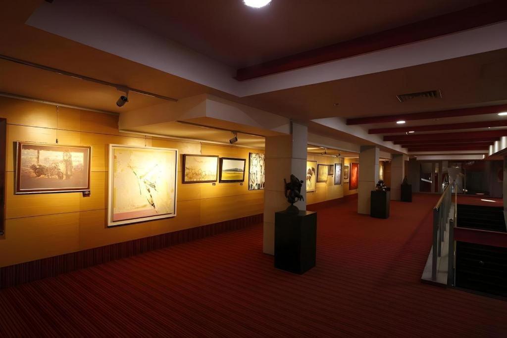 The Corporate Hotel And Convention Centre Oulan-Bator Extérieur photo