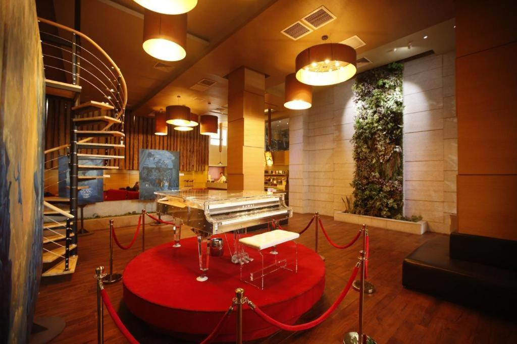 The Corporate Hotel And Convention Centre Oulan-Bator Extérieur photo